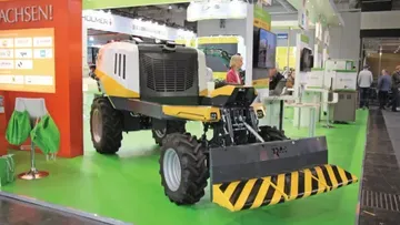 Innotrac представил автономный носитель навесного оборудования Caesar